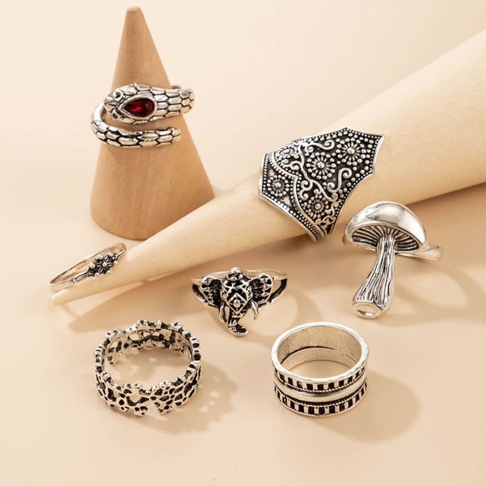 *CATALEYA* 7-Pc Silver x Red Retro Mushroom Fashion Ring Set